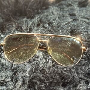 QUAY X DESI High Key Mini